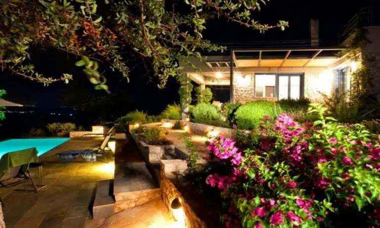 Villa Chania night